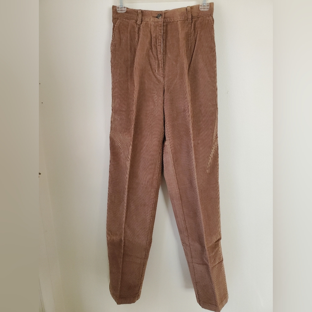 Vintage Women’s L.L. Bean Medium Brown Courderoy Pants - 4T